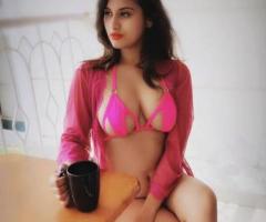 Find Independent Call Girls Service 9899856670 Kaushambi Escorts